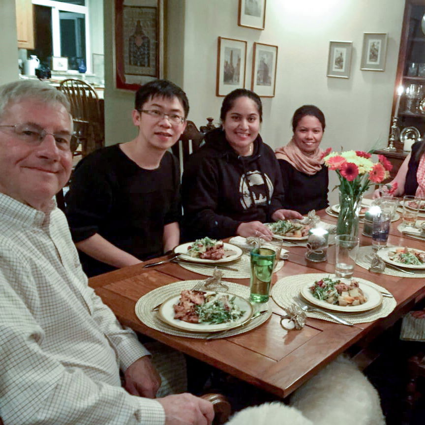 Local Colorado Springs family hosts International Visitors for dinner